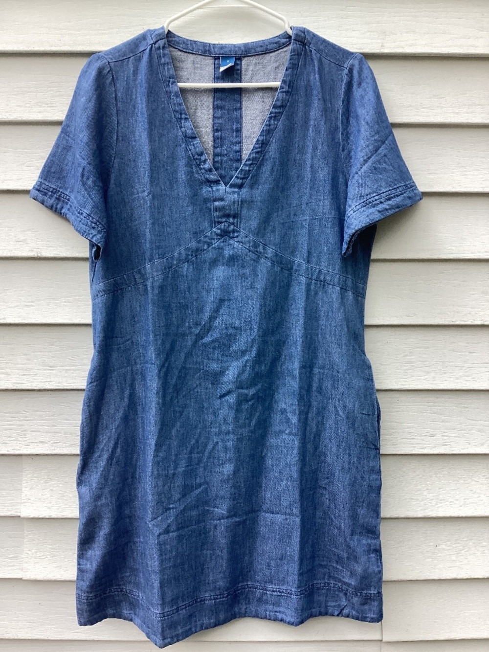 Old Navy Sheath Denim Dress Pockets VNeck Casual Small Size Small - measurement